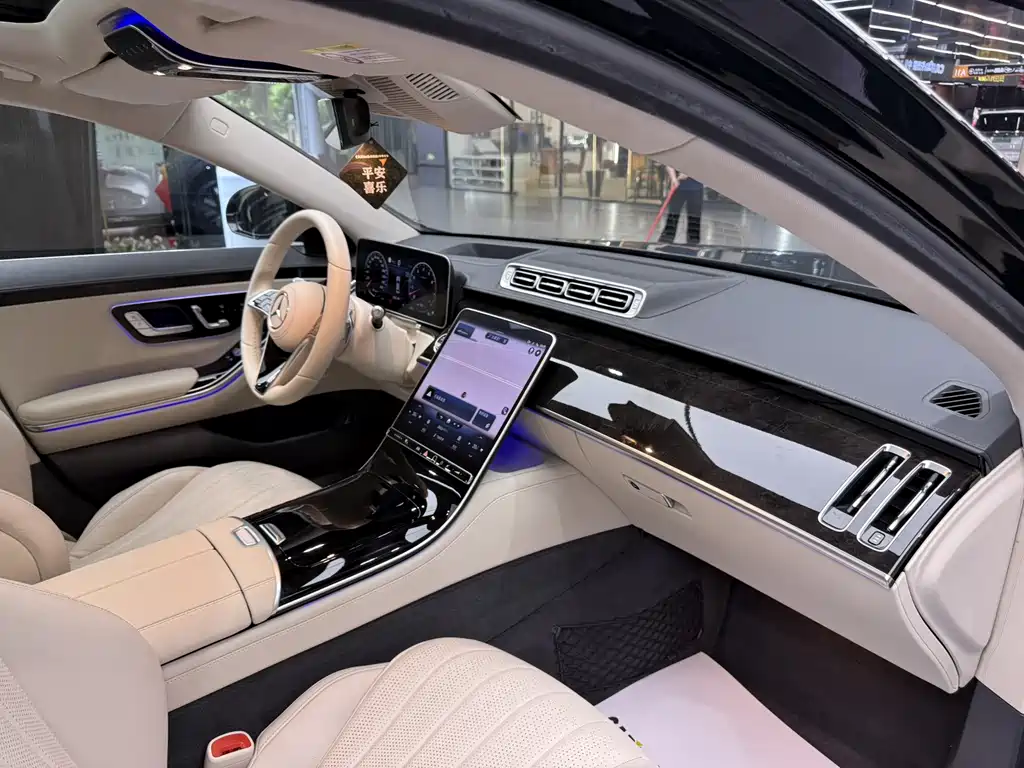 Mercedes-Benz S-Class — миниатюра 7