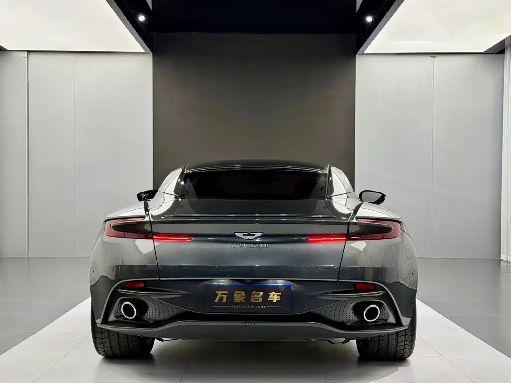Aston Martin DB11 2020 4.0T V8 Coupe