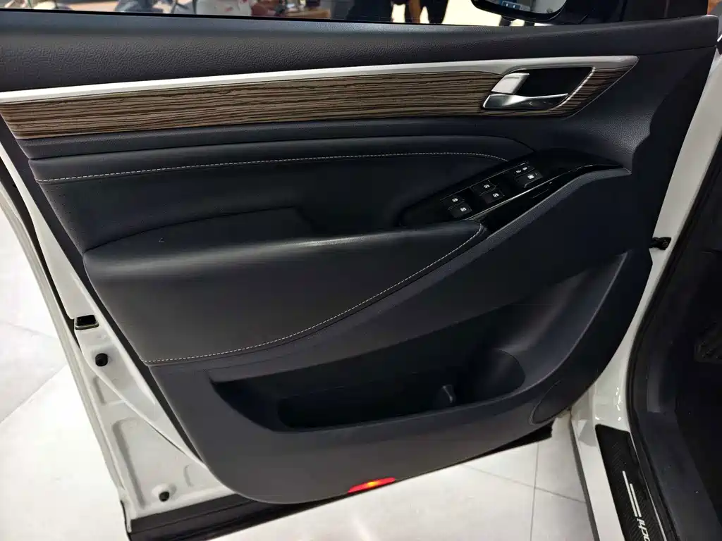 GAC Motor Trumpchi M8 — миниатюра 11