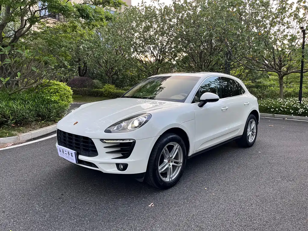 Купить Porsche Macan
