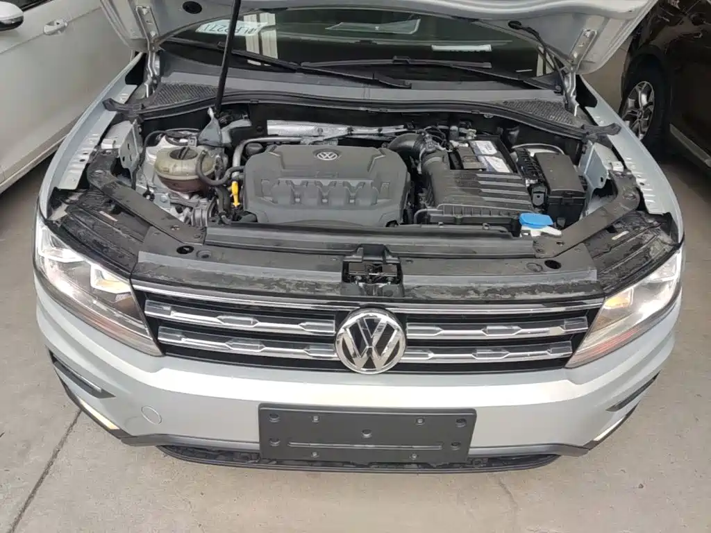 Volkswagen Tiguan L — миниатюра 20