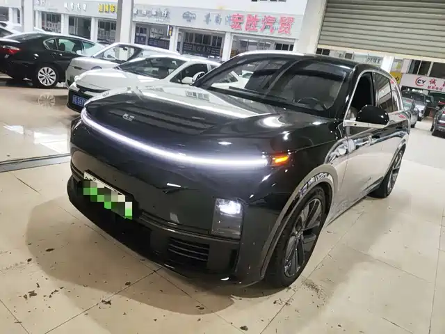 Li Auto L7