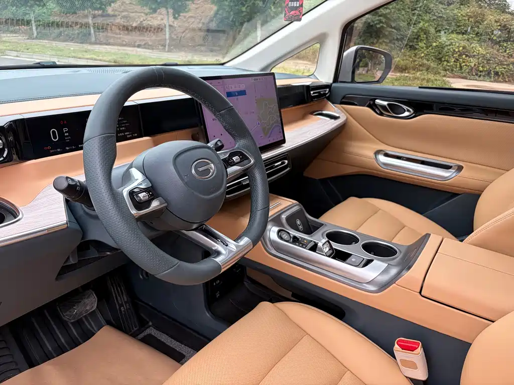 GAC Motor Trumpchi E8 PHEV — миниатюра 6
