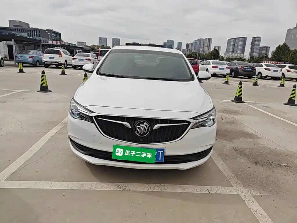 Buick Excelle — миниатюра 3
