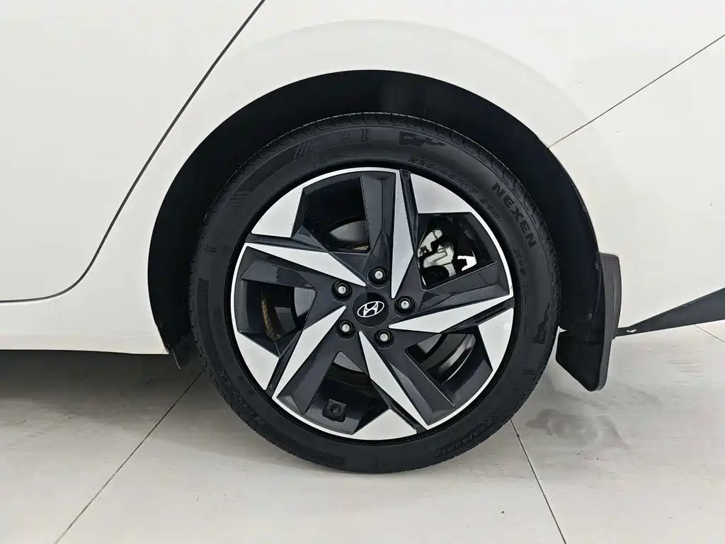 Hyundai Elantra 2021 1.5L CVT GLX Elite