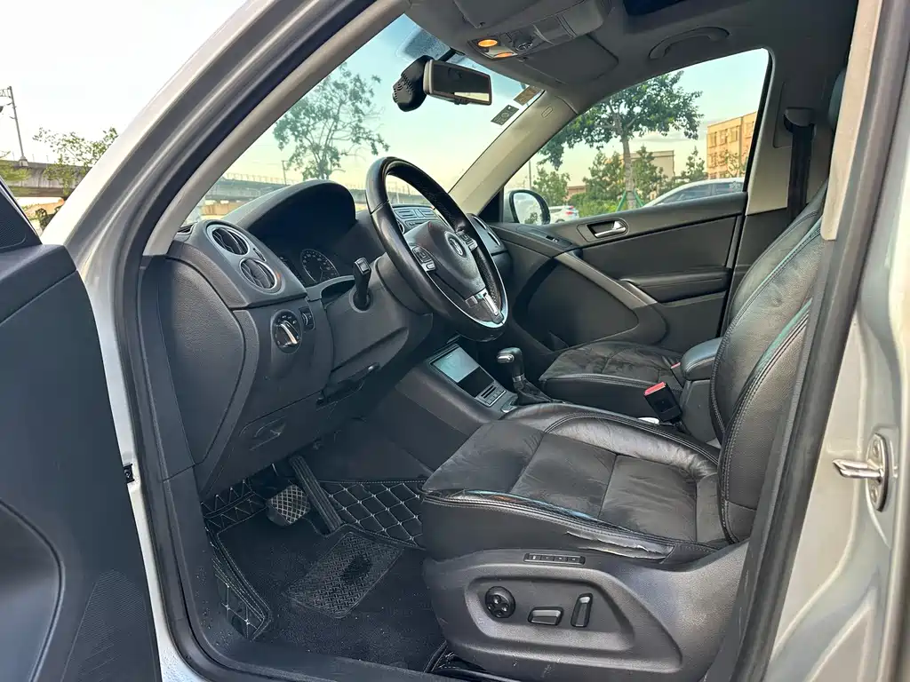 Volkswagen Tiguan — миниатюра 7