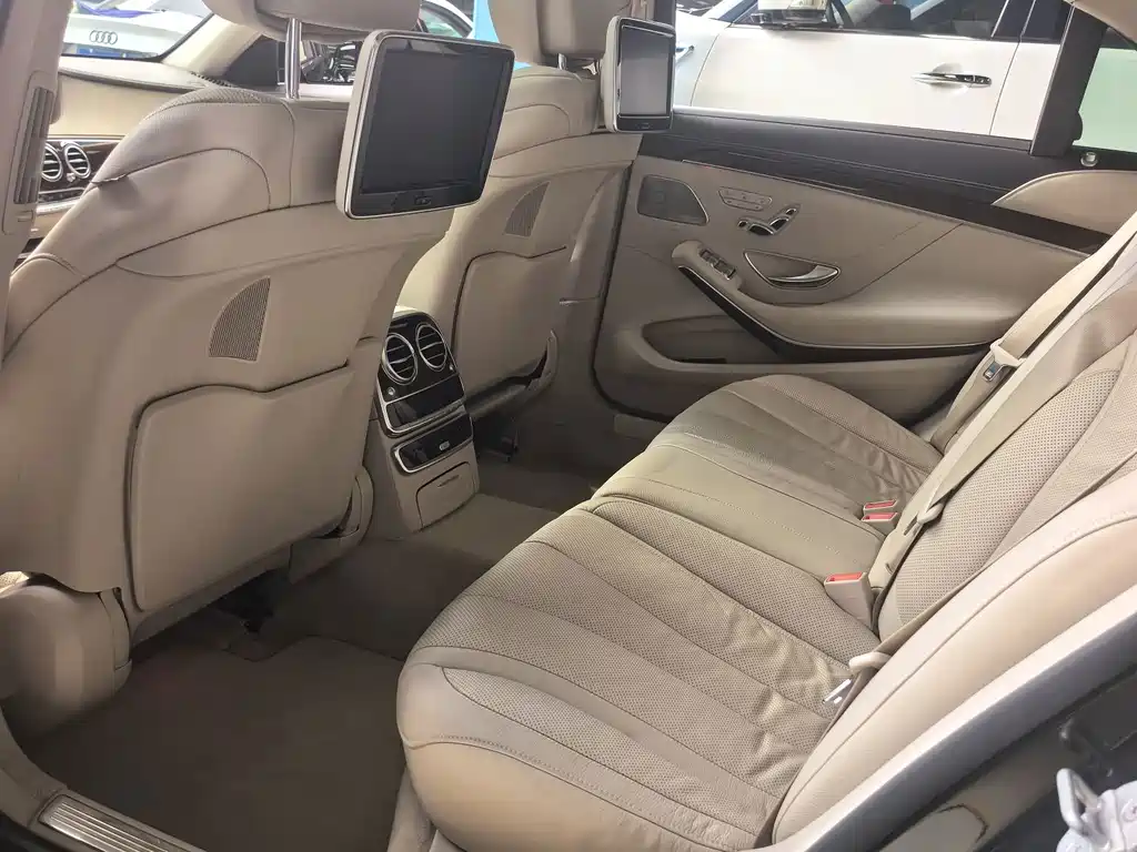 Mercedes-Benz S-Class — миниатюра 16