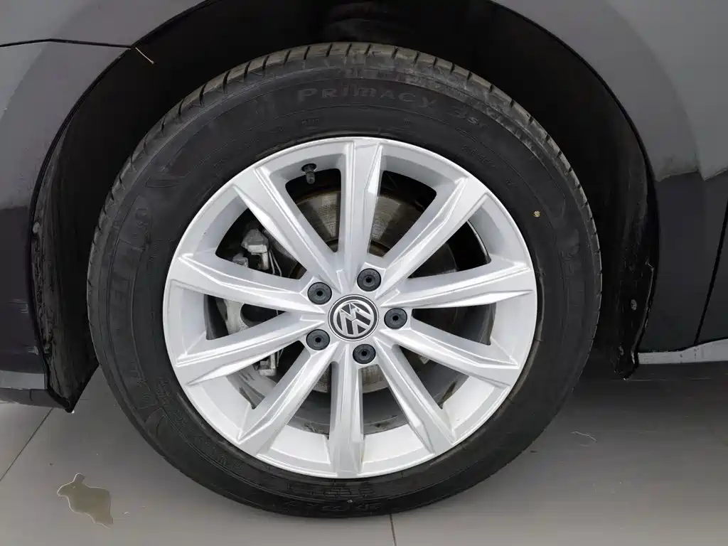Volkswagen Passat — миниатюра 17