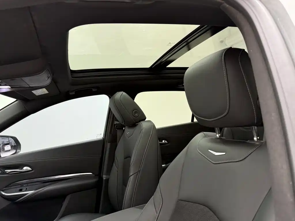Cadillac XT4 — миниатюра 24