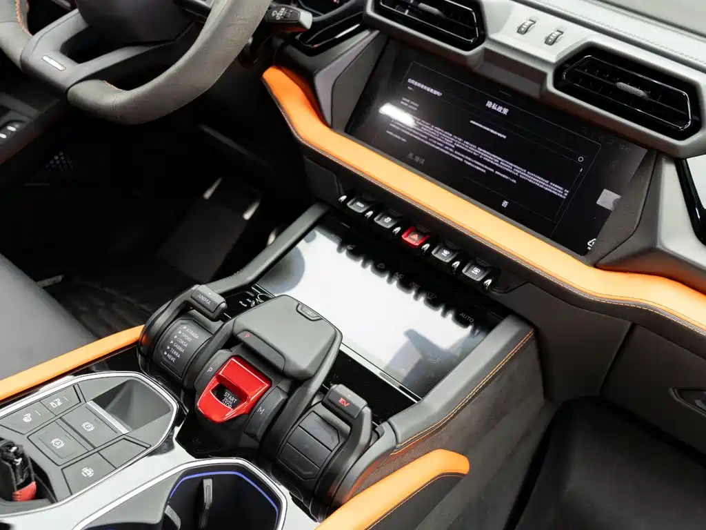 Lamborghini Urus SE — миниатюра 21