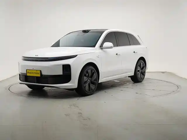 Li Auto Li L6 2025