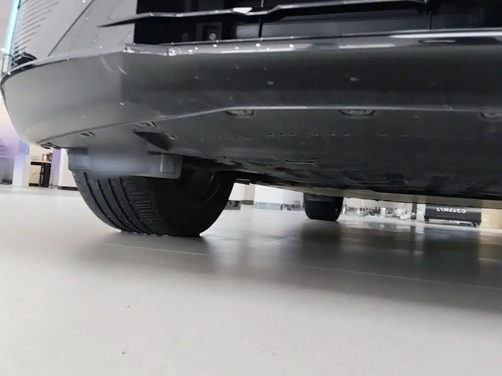 Lynk & Co Z20 — миниатюра 16