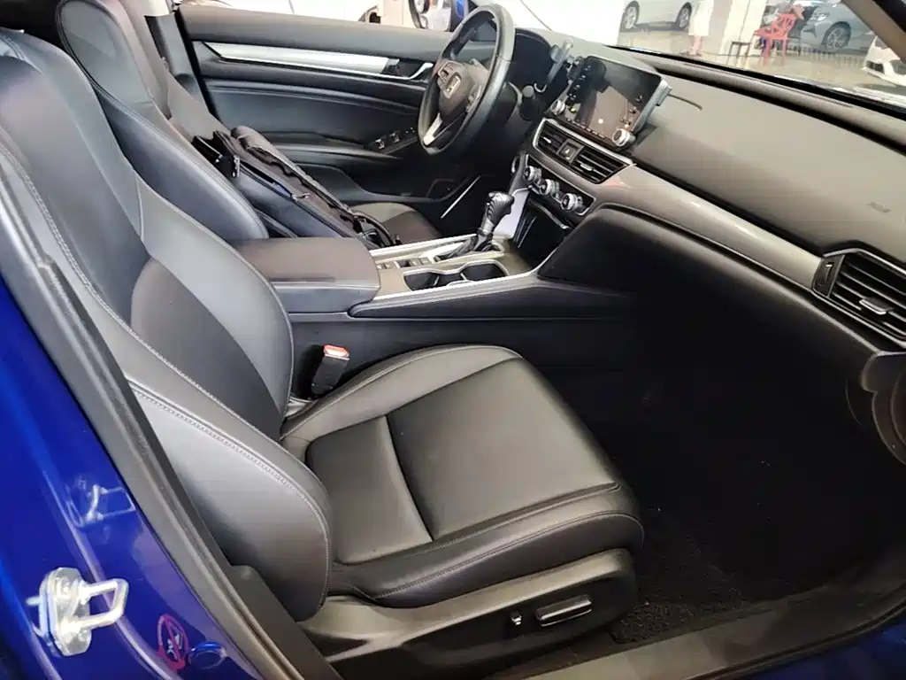 Honda Accord — миниатюра 25