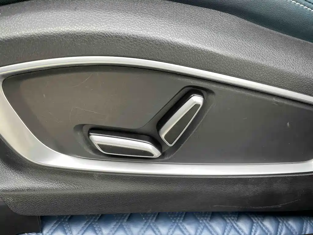 GEELY AUTOMOBILE JIAJIE