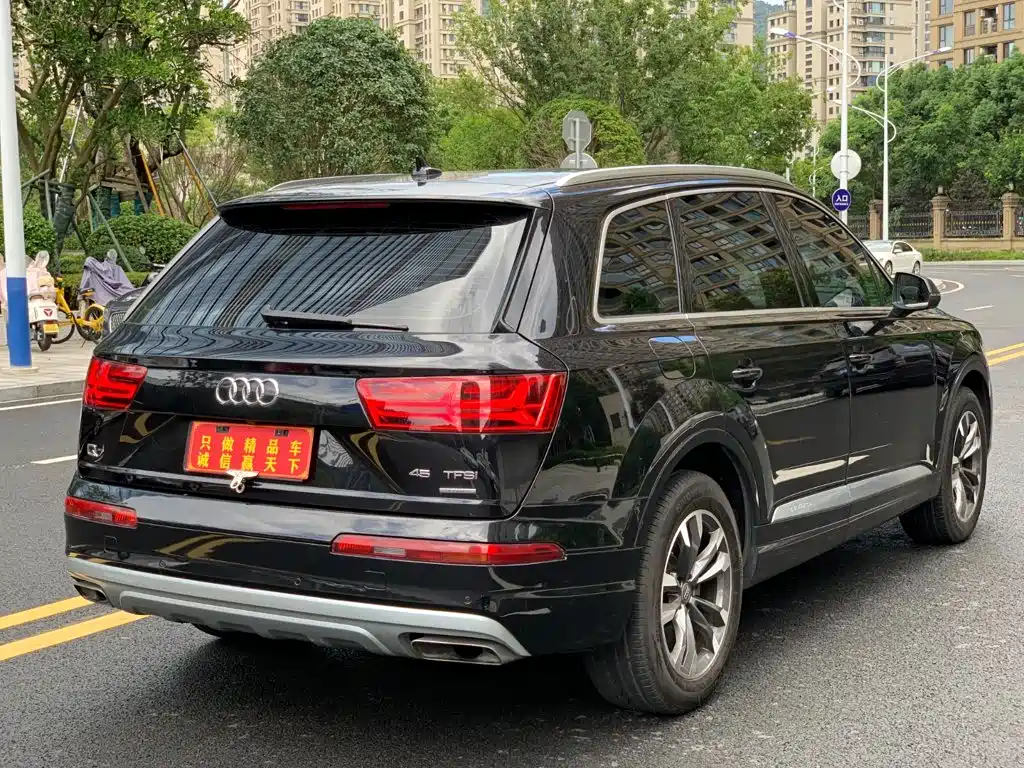 Audi Q7 40 TFSI Comfort Type, фото 4