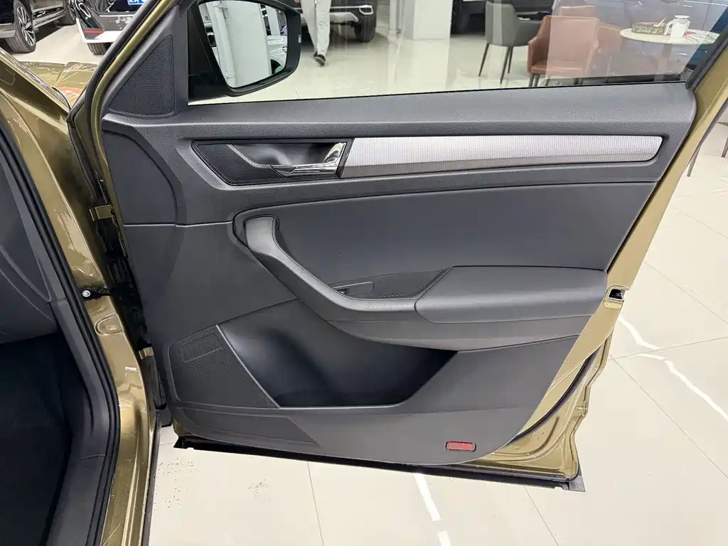 Skoda Kodiaq — миниатюра 8