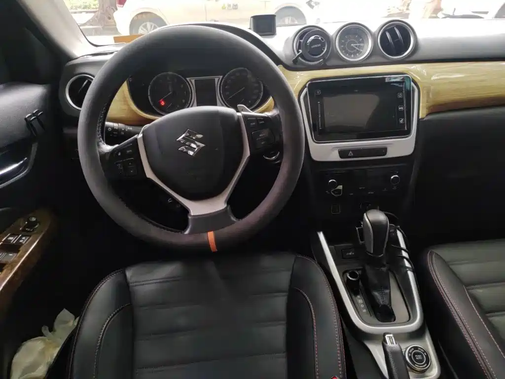 Suzuki Vitara — миниатюра 6