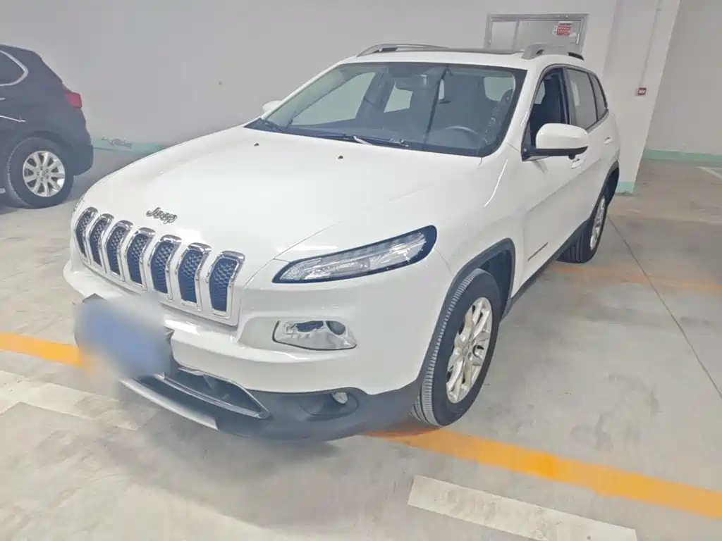 Jeep Cherokee 2017 2.0L Premium Plus Edition
