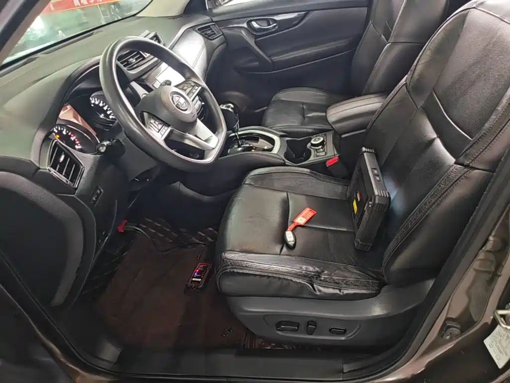 Nissan X-Trail — миниатюра 15