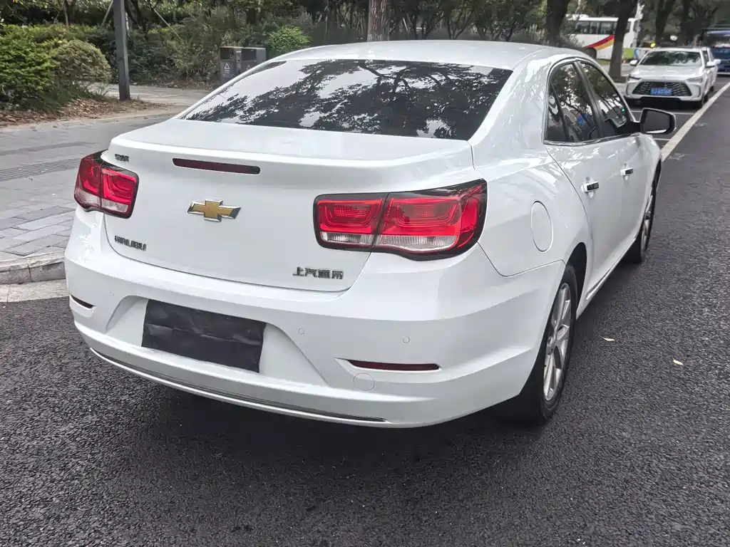 Chevrolet Malibu — миниатюра 11