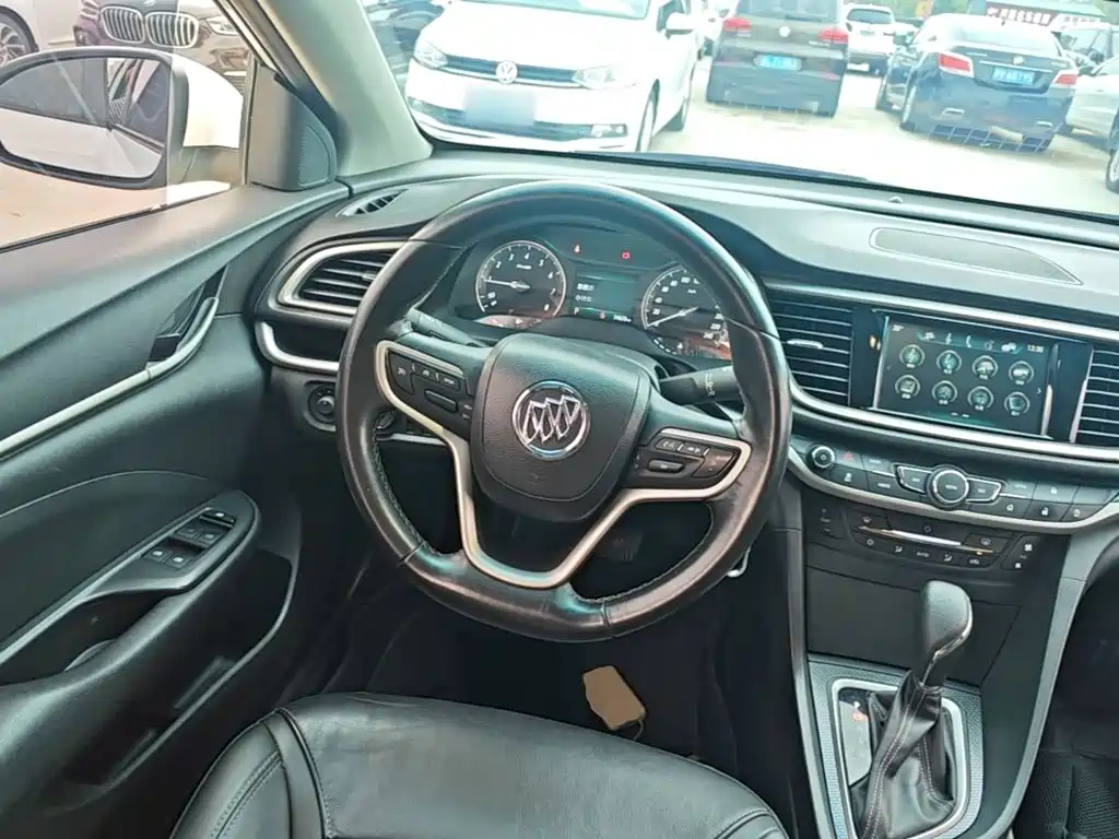 Buick Excelle — миниатюра 11
