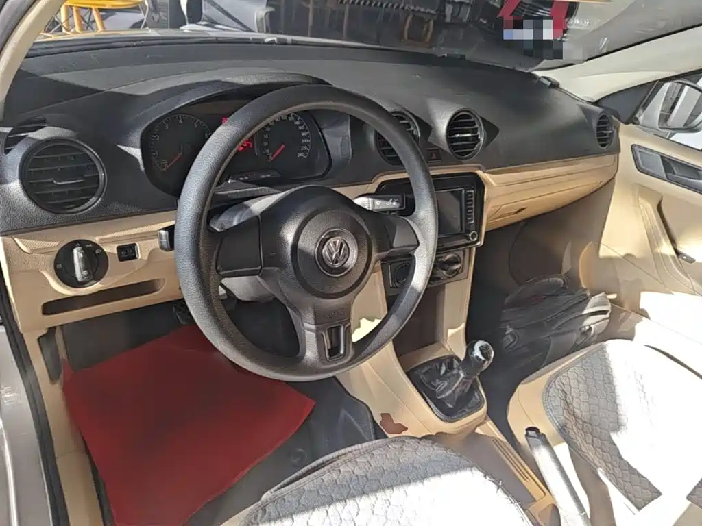 Volkswagen Jetta — миниатюра 10