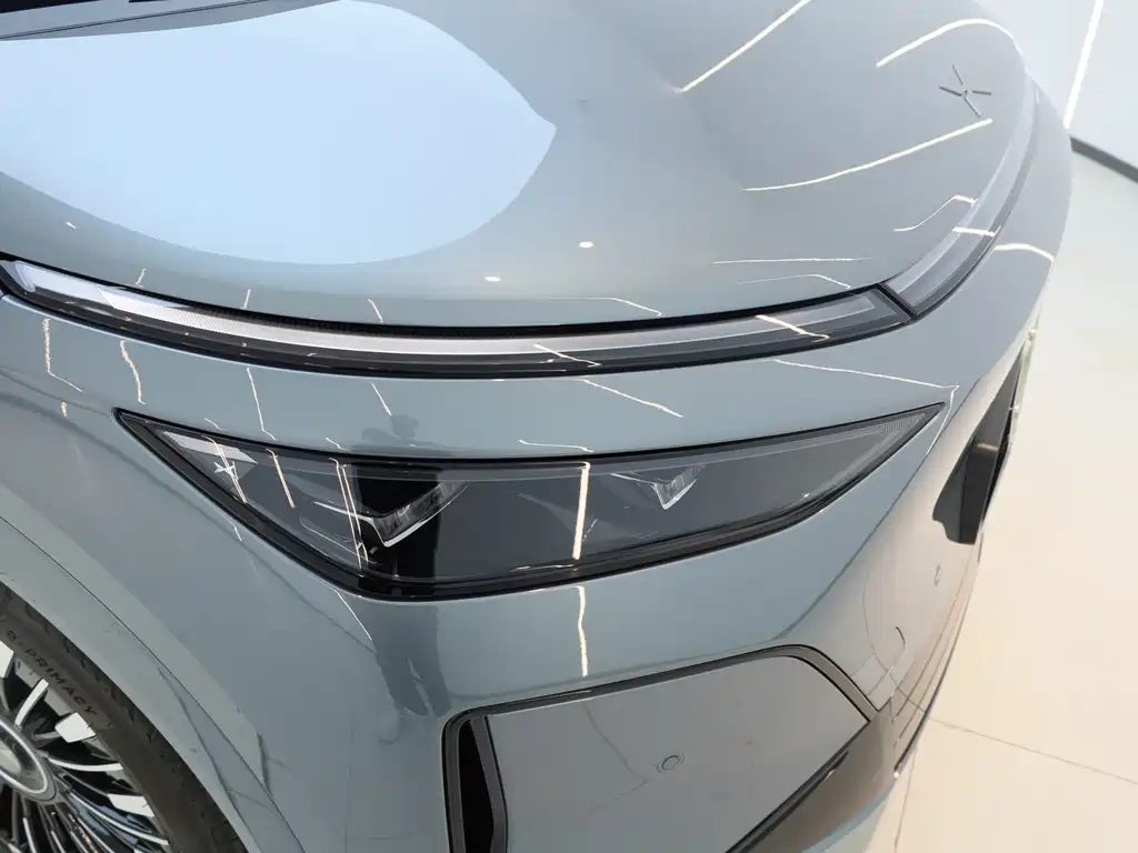 XPeng X9 — миниатюра 11
