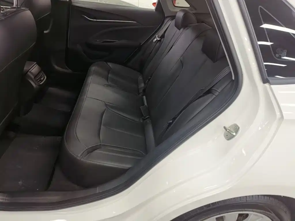 Buick Excelle — миниатюра 17