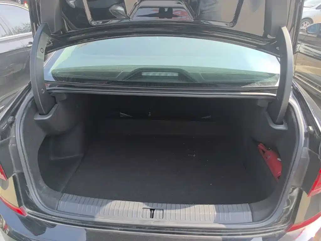Volkswagen Passat — миниатюра 19