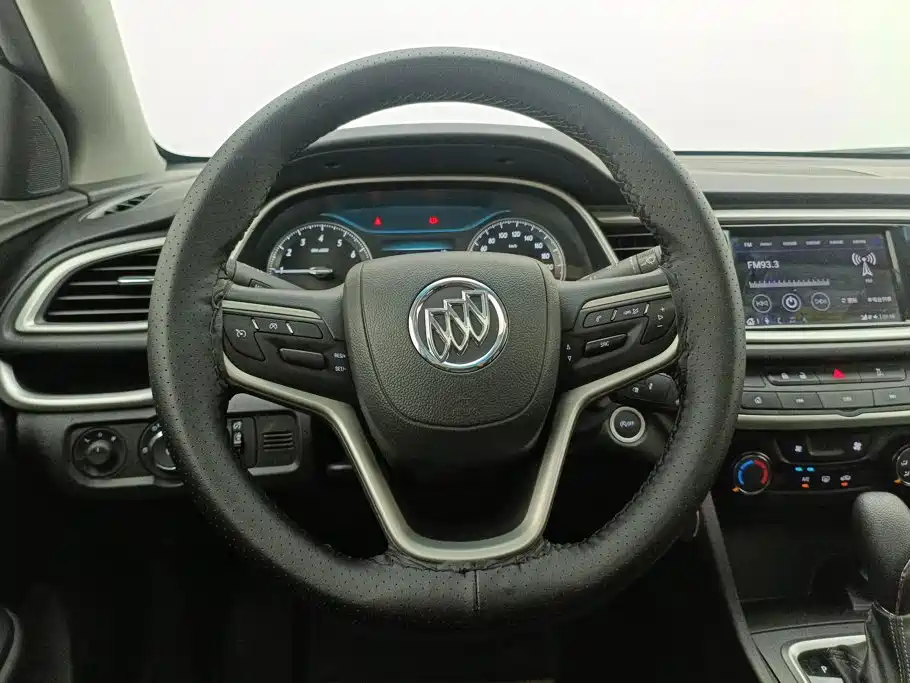 Buick Excelle — миниатюра 15