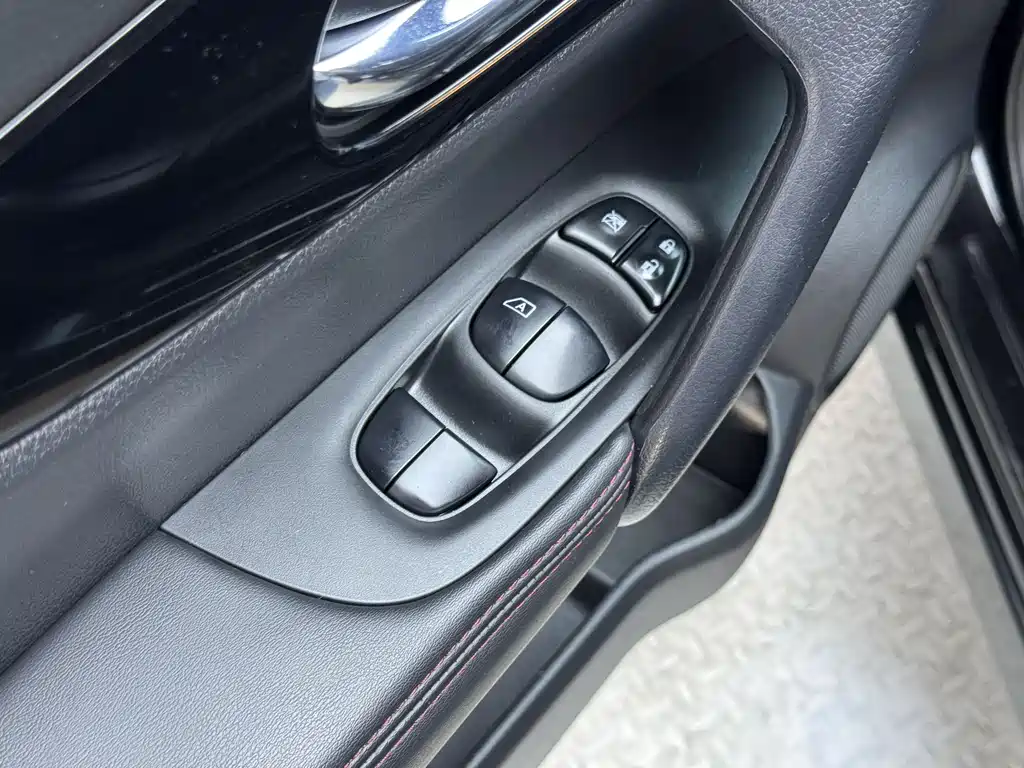 Nissan Qashqai 2023 2.0L CVT XV Comfort