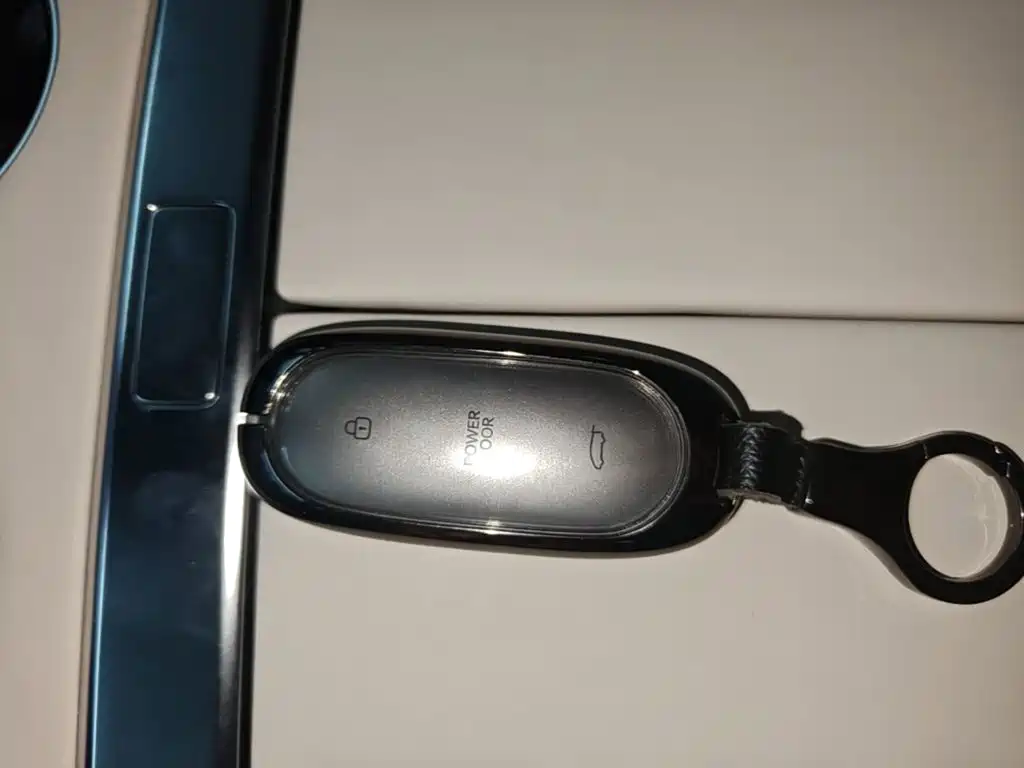 Li Auto Li MEGA — миниатюра 9