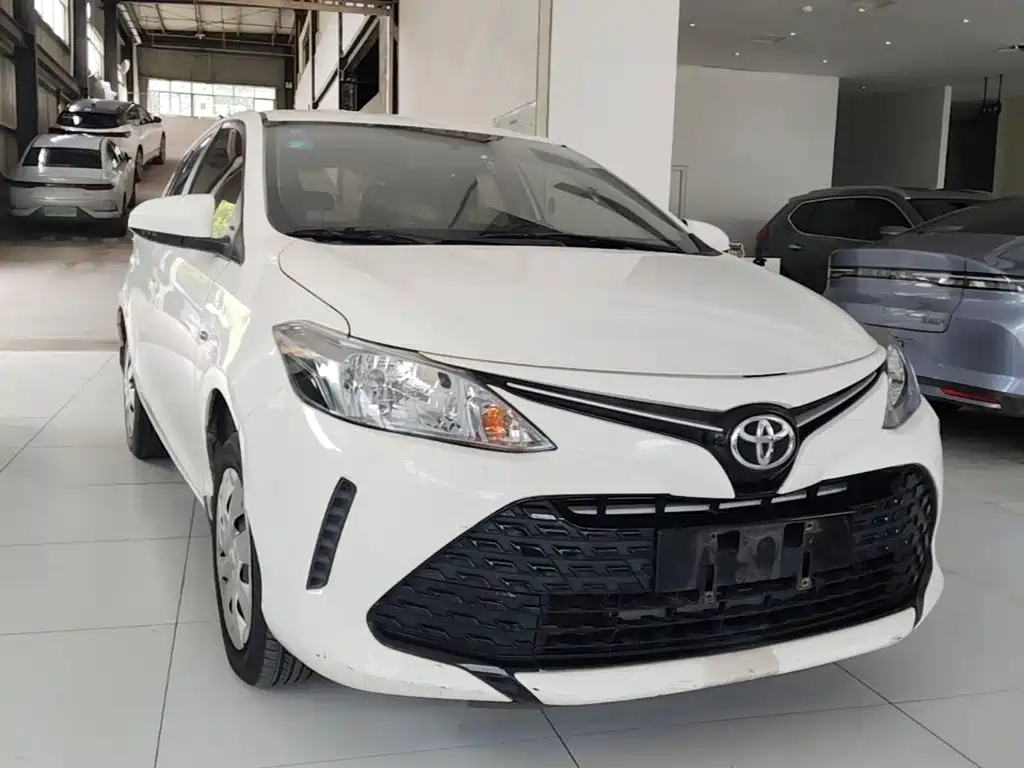 Toyota Vios FS — миниатюра 4