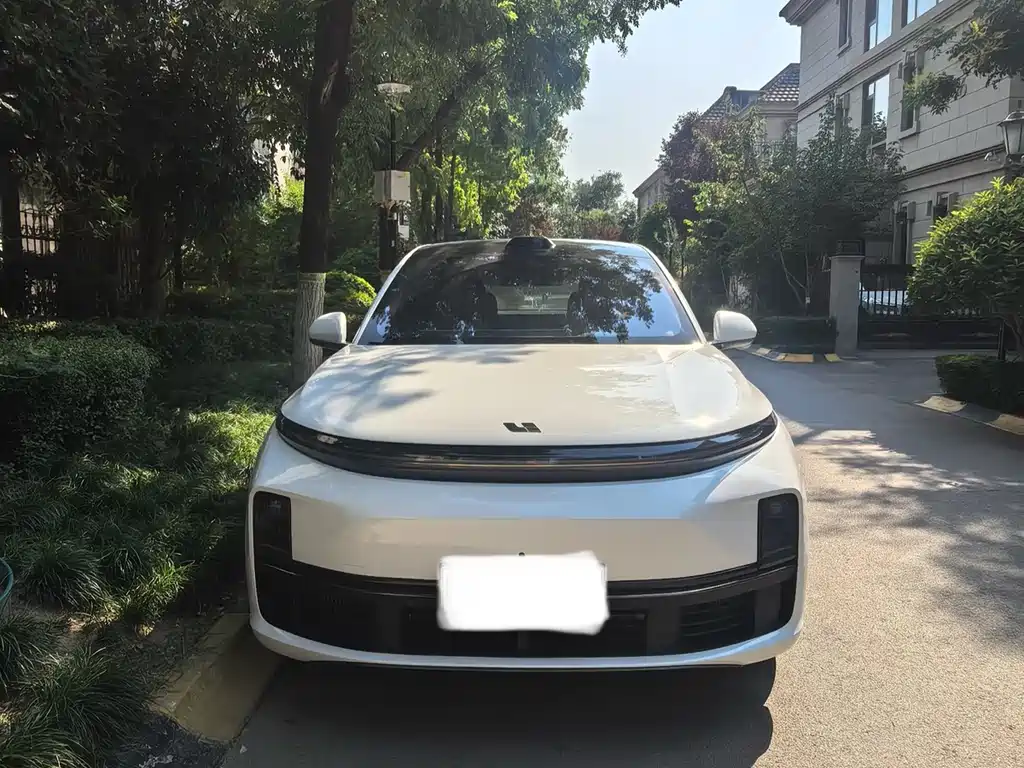 Li Auto Li L7 — миниатюра 2