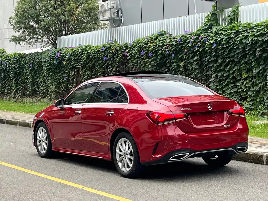 MERCEDES-BENZ A CLASS