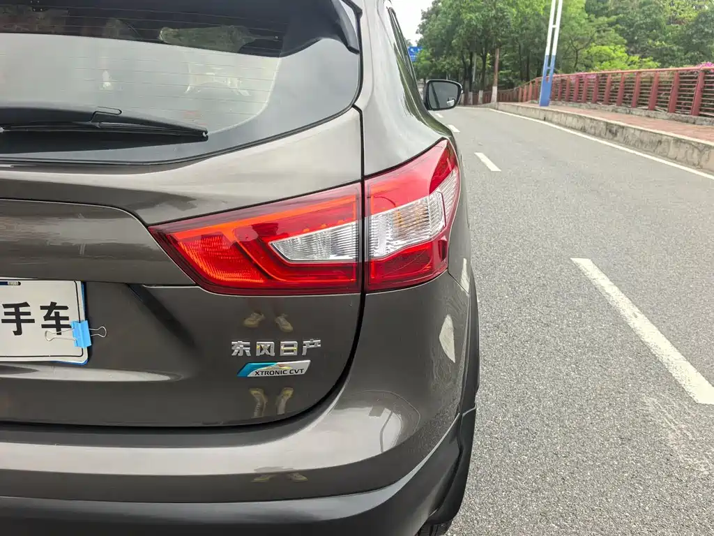 Nissan Qashqai — миниатюра 13