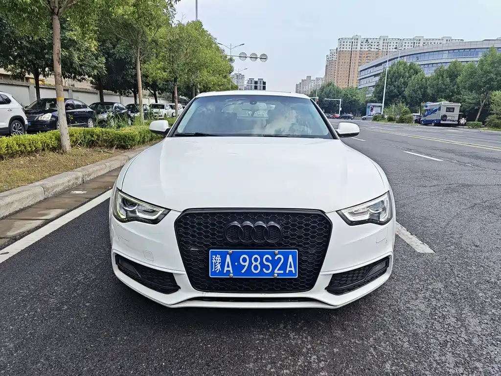 Audi A5 (Import) — миниатюра 2