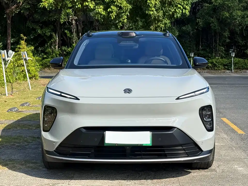 NIO ES8 — миниатюра 2
