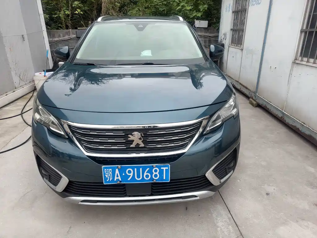 Peugeot 5008 — миниатюра 2
