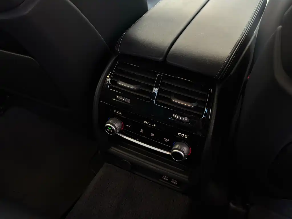 BMW M5 — миниатюра 14
