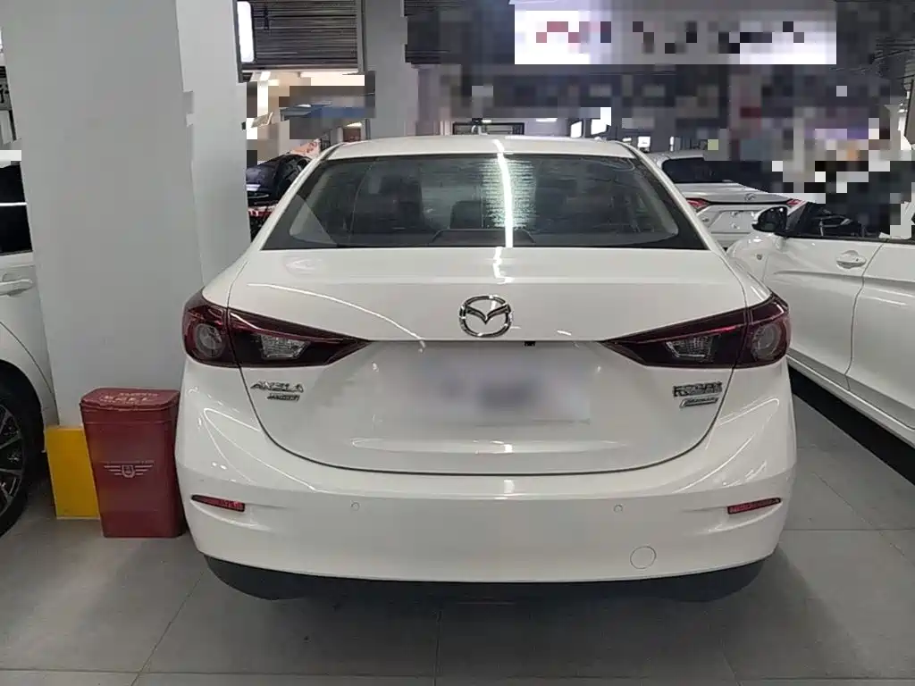 Mazda 3 Axela — миниатюра 6