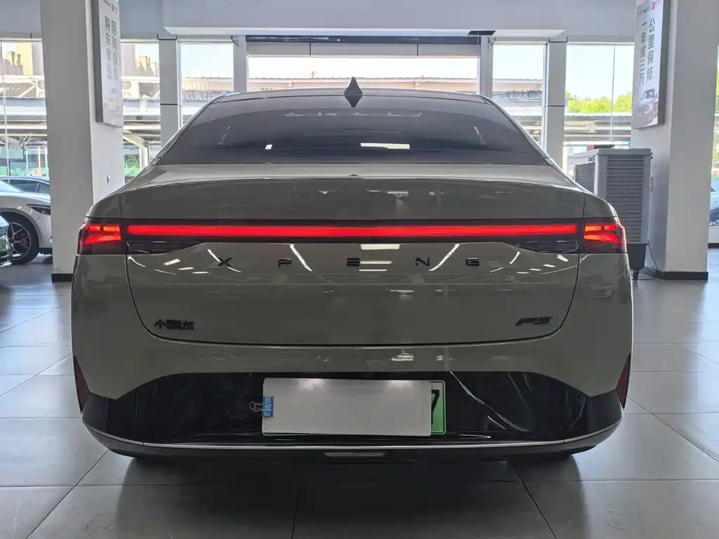 XPeng P5 — миниатюра 14
