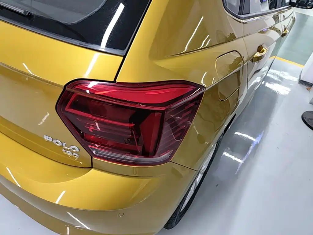Volkswagen Polo — миниатюра 8
