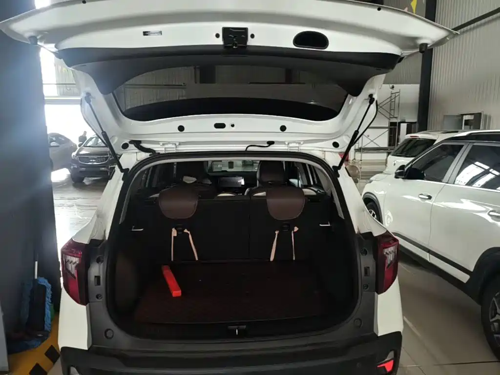 Kia Seltos — миниатюра 19