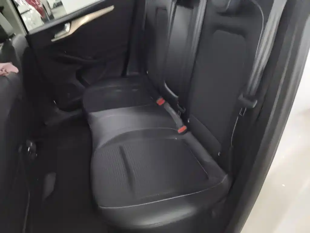 Ford Focus — миниатюра 17