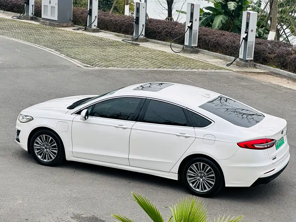 FORD MONDEO NEW ENERGY