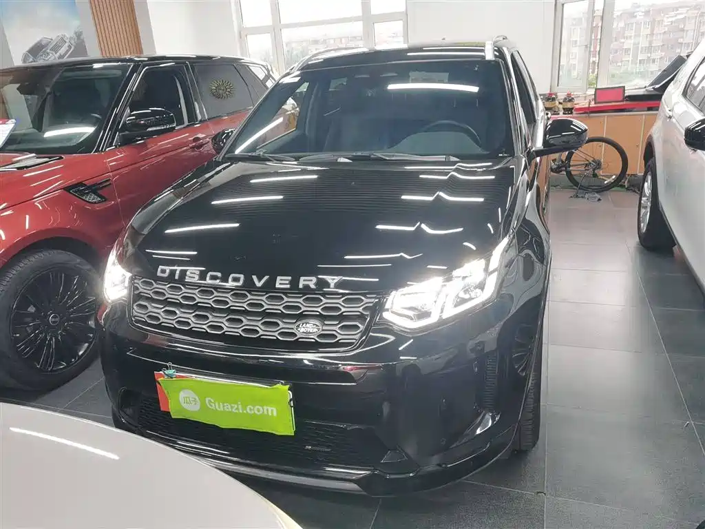 LAND ROVER DISCOVER NEW ENERGY SOURCES FOR SPORTS