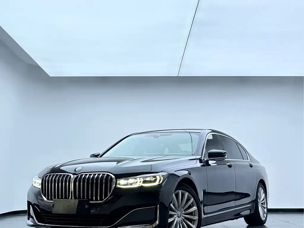 BMW 7 Series 2019 730Li Luxury Package