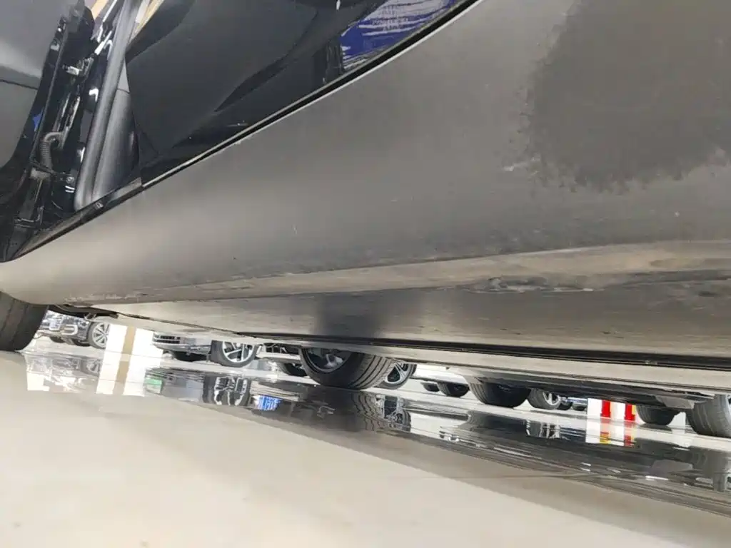 Tesla Model Y — миниатюра 22