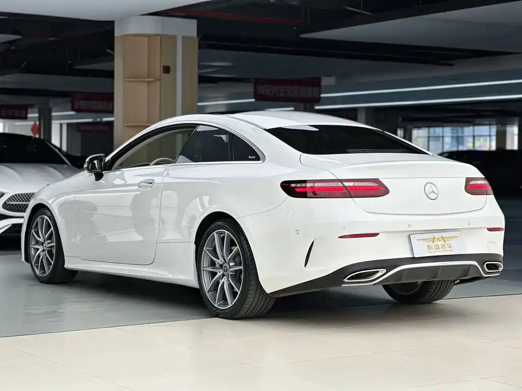 Mercedes-Benz E-Class (Import) — миниатюра 3